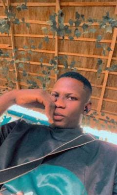 TEMITOPE  Fadahunsi 