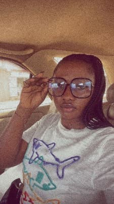 Taiwo precious  Precious 